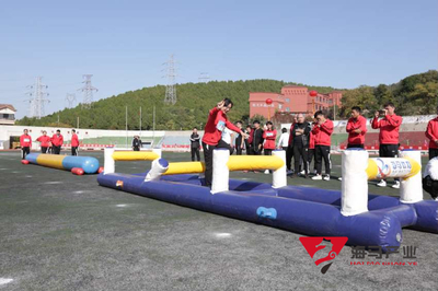 超级障碍赛--跨栏